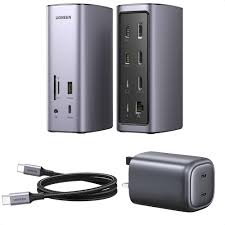 UGREEN Revodok USB C Stacja Dokująca z Potrójnym Wyświetlaczem i Ładowarką 100W